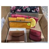 Makeup Bags, Clutch Purse & Coin Purse
