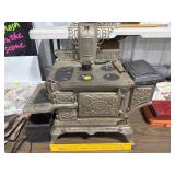 Antique BUCKS Junior Cast Iron Stove