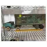 Structo Livestock Hauler (no roof on cab)