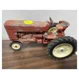 Ertl IH Tractor Missing front wheel