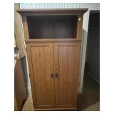 Work Station Cabinet 34'x67'