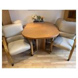 Dining Room Table w/2 Leaf & 4 Roller Chairs