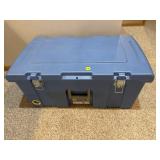Tote with Latches