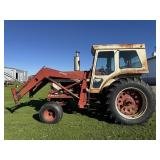 International 1066 Diesel Tractor w/ WL42 Loader