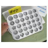 Nordic Ware USA Bundt Tea-Cake and Candies Pan