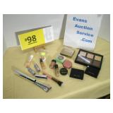 Blush, Contour, Brushes Make-Up