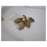 MCM Brooch Leaf Design Gold-Tone