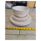 Barnyard Designs Plastic Dishes