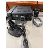 Yaesu FT-897 HF/VHF/UHF Transceiver with Accessori