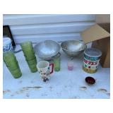 Vintage Walt Disney cup, juice glasses.