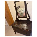 Vintage dresser with mirror 38"x20"x67"