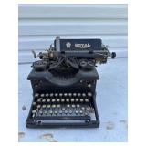 Vintage Royal 10 Type Writer