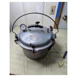 The Master Automatic Steam Pressure Cooker,