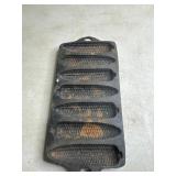 Cast iron corn bread pan old mountain