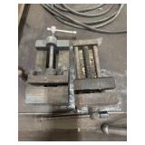 2 Drill press vises