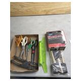 6ï¿½ grinding wheel new, paint sponges, scissors &