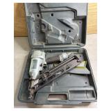 Hitachi 2 1-2ï¿½ finish nailer air