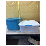2 smaller storage totes