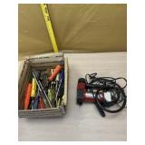 Cigarette lighter air compressor and screw