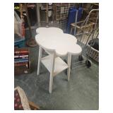 21"ï¿½15"ï¿½28" cloud table