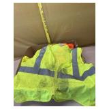 Box of reflector vests