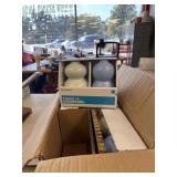 Box or 4 new room Essential Bud vases