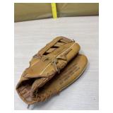 Mizuno baseball glove