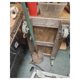 Shovel and furniture dolly