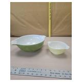 Pyrex stacking bowls