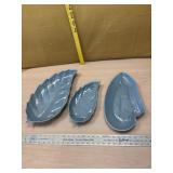 3 Frankhoma trays or serving g pieces