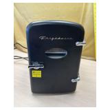 Frigidaire Desk top refrigerator powers on