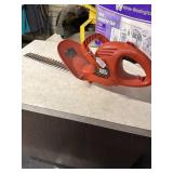 Black & decker hedge trimmer