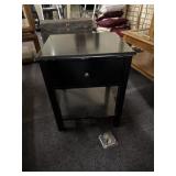 1 drawer end table 19ï¿½x16ï¿½x23ï¿½