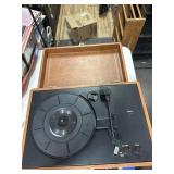 Portable record player lid is removable,  no cord