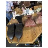 Metal cases, and metal wall pockets