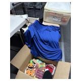 New Womenï¿½s 3xl shirt, caps, Kitch linens and