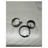 3 silver rings