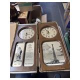2 wall clocks Statue of Liberty and Oil rig