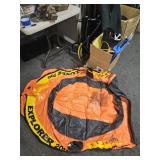 Rubber raft 50"ï¿½40" , oar, pumps and life jackets