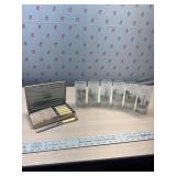 Set if 6 Carvel Hall knives in original case and