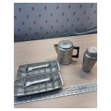 2 VTG Magic Touch Shucker Ice Cube Trays, Tody