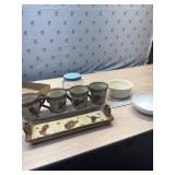 Set of 4 matching cowboy coffee cups, chicken