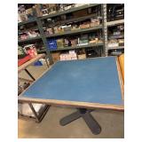 42ï¿½x43ï¿½ Square table