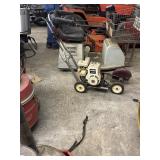 Briggs and. Stratton 2 ho Edger has compression
