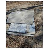 Aluminum  pool frame and uprights scrap