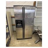 Whirlpool Refrigerator works