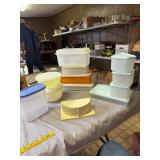 Lg lot of Tupperware