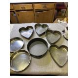4 vintage heart cake pans, 2 round cake pans and