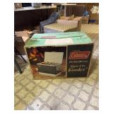 Coleman 13 1/2 gallon cooler with box