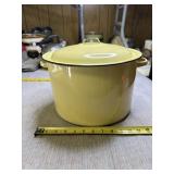 Yellow Granite stew pot